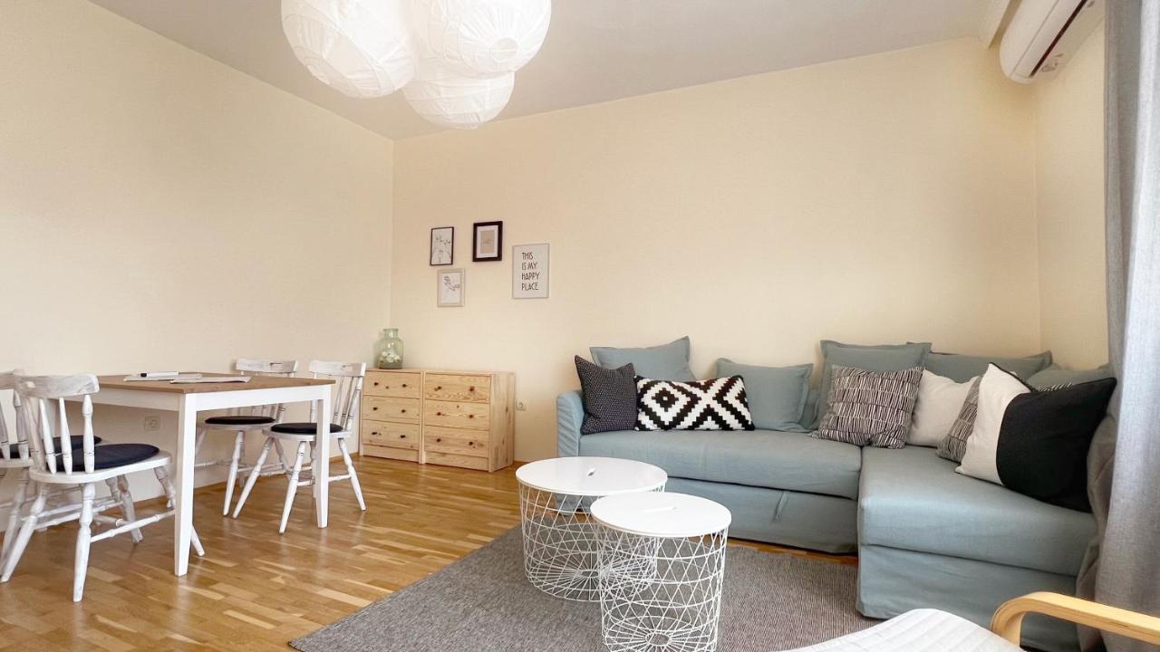 Lovely Apartment With Balcony In Pomorie Old Town By Flat Mаnаger ภายนอก รูปภาพ